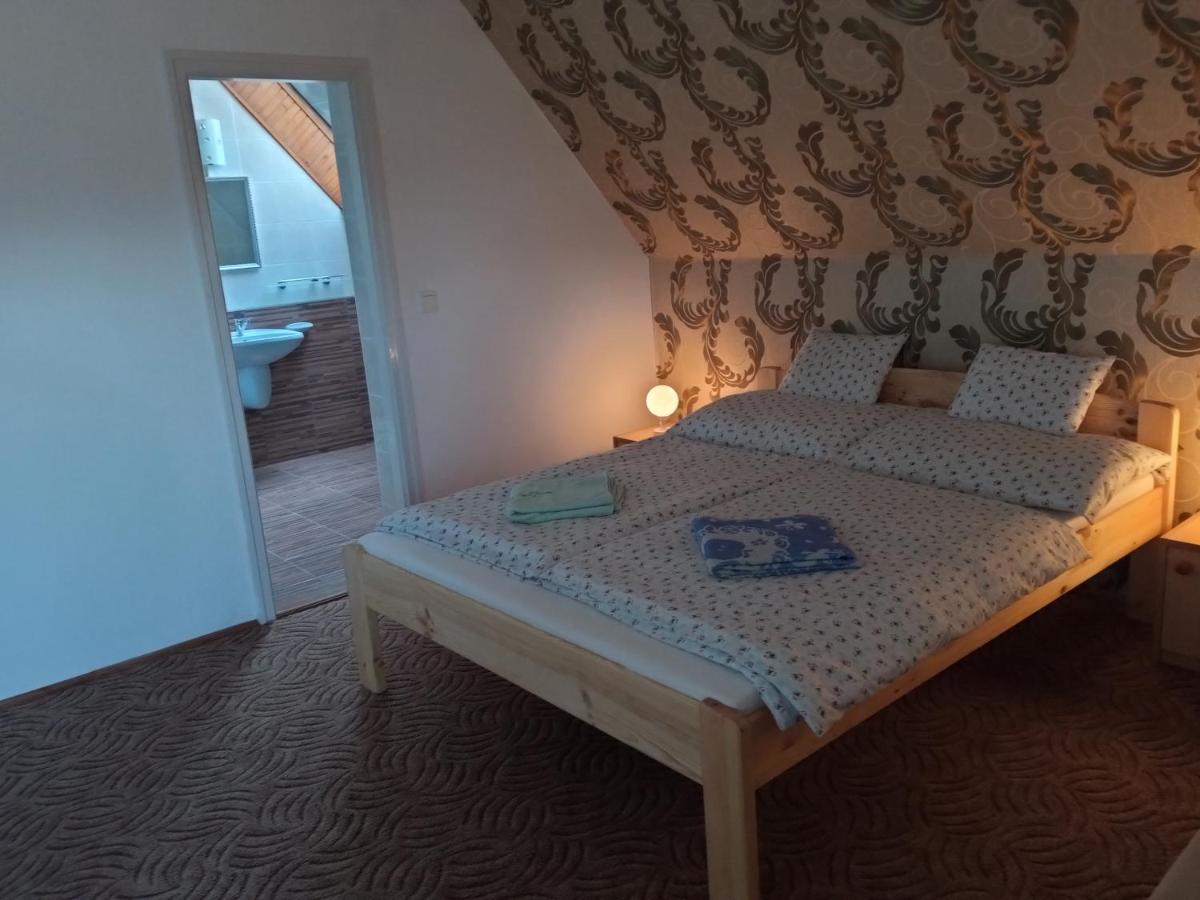Holiday Apartmanhaz Залакарош Экстерьер фото