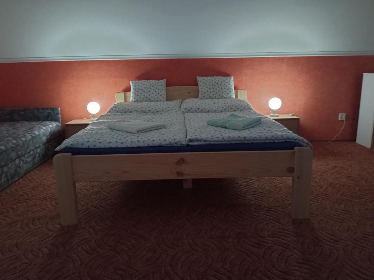 Holiday Apartmanhaz Залакарош Экстерьер фото
