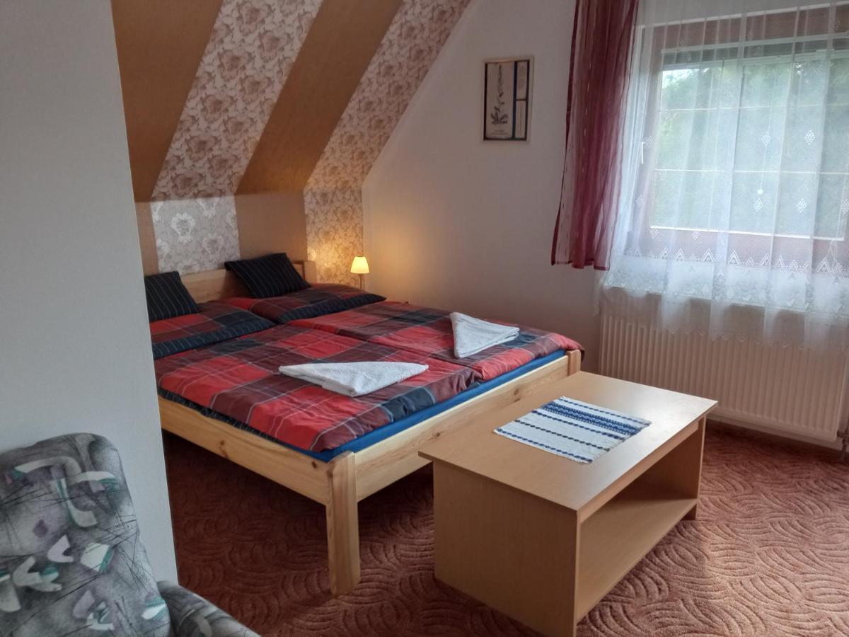 Holiday Apartmanhaz Залакарош Экстерьер фото
